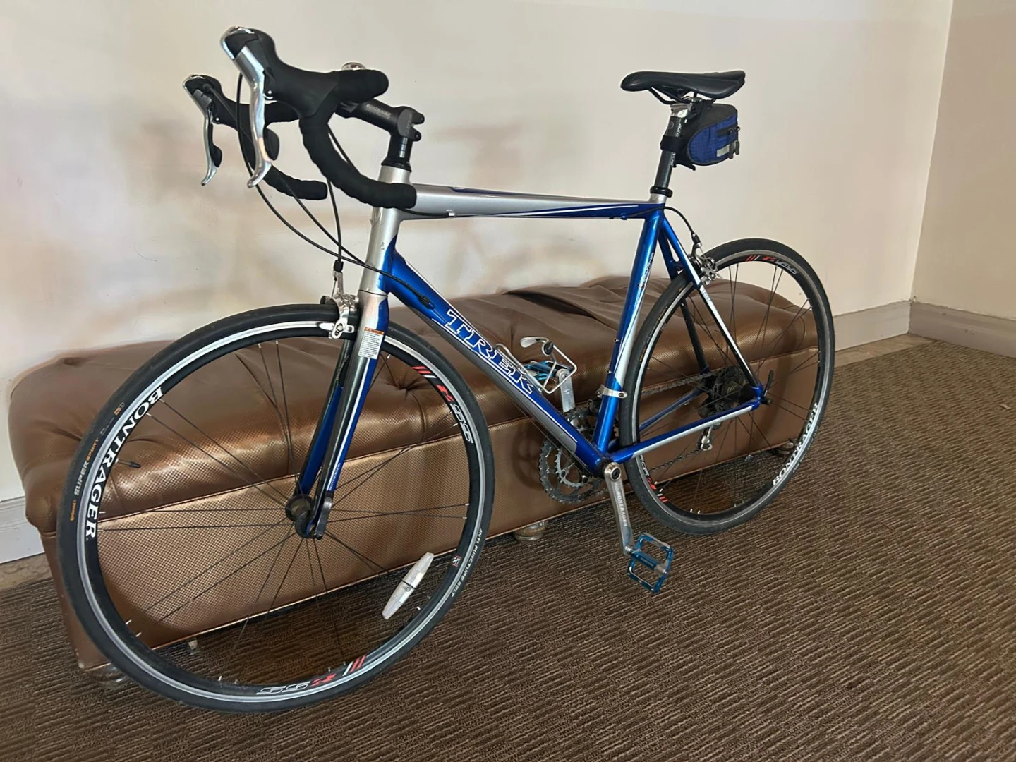 2012 Trek Alpha 2.1 Road Bike – 56 cm