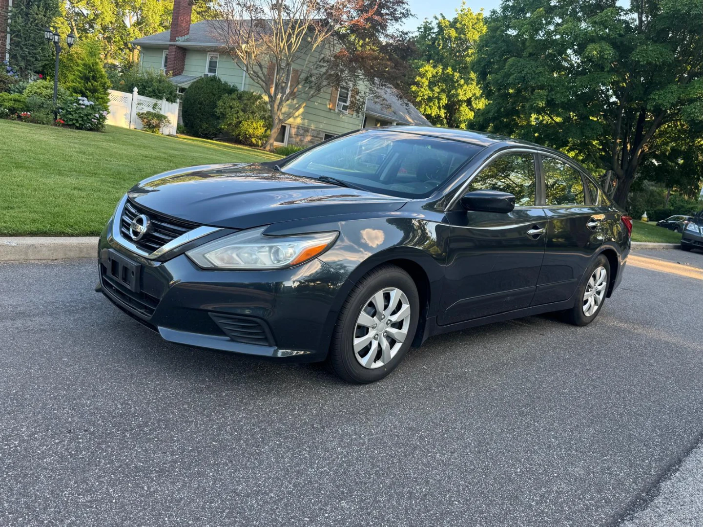 2017 NISSAN ALTIMA S/ Sport SEDAN