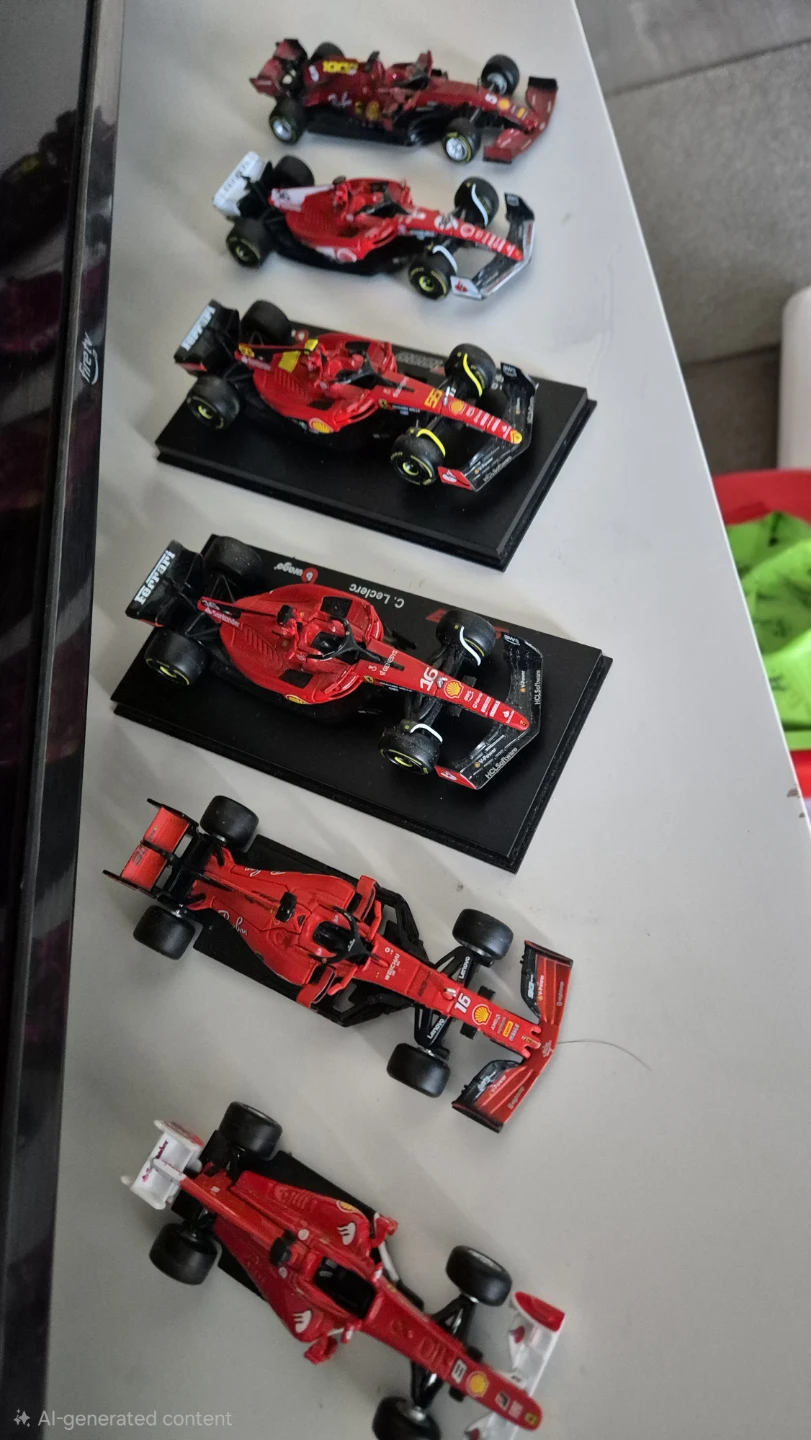 Collection of 5 Ferrari Formula 1 burago Model Cars - photo 3