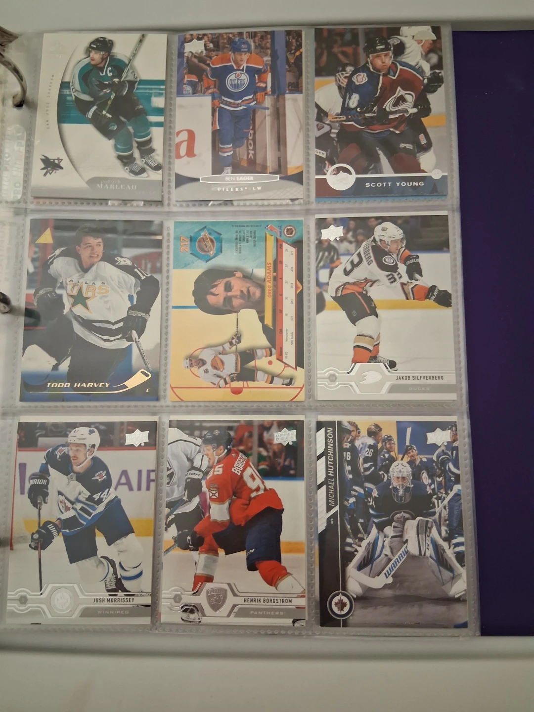 Assorted NHL Hockey Cards Binder - photo 5