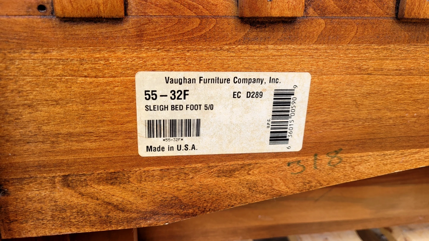 Vaughan Furniture Queen Size Wood Slat Bed - photo 3