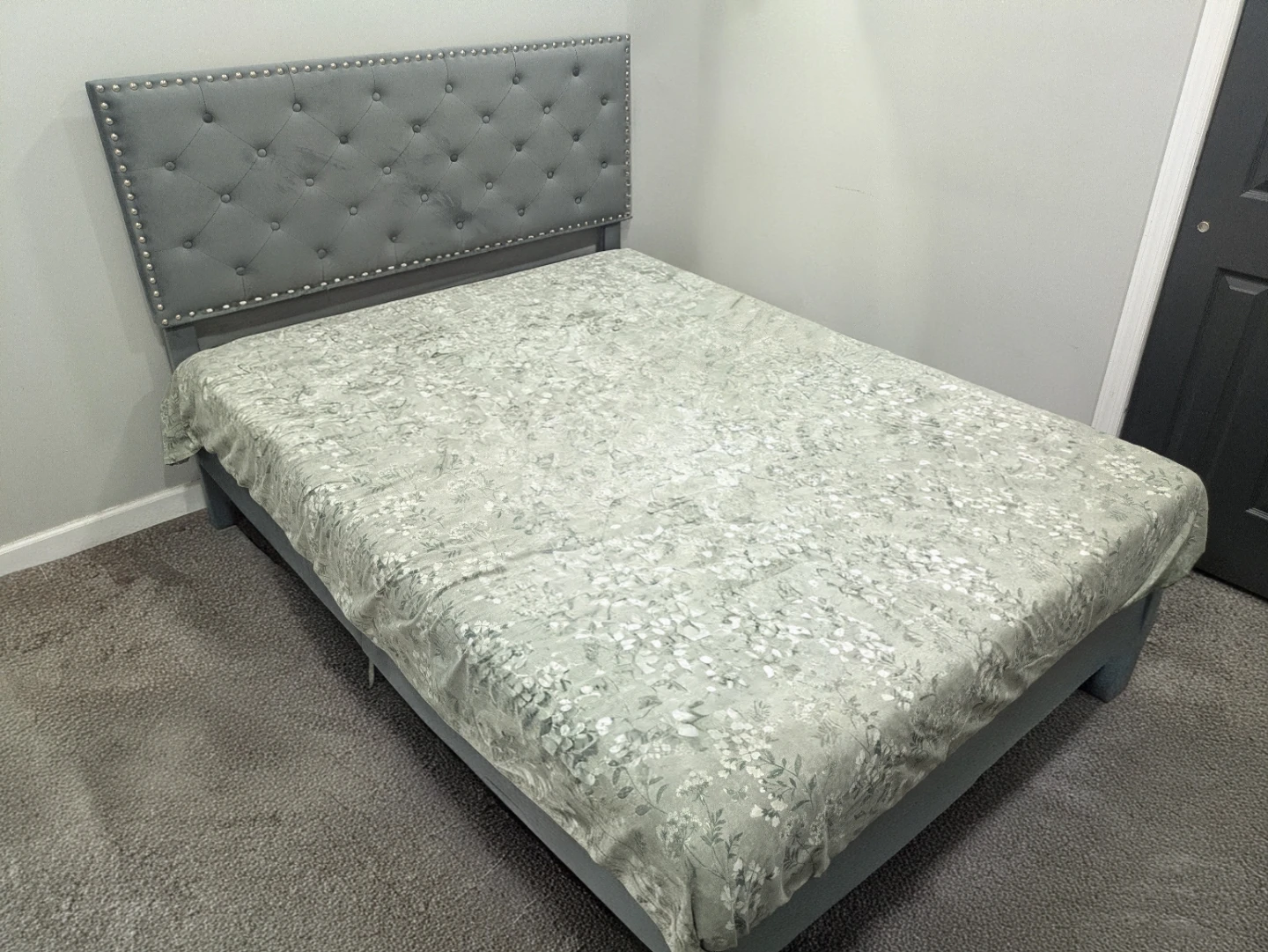 Available June 18: Grey Tufted Headboard Bed Frame and Mattress