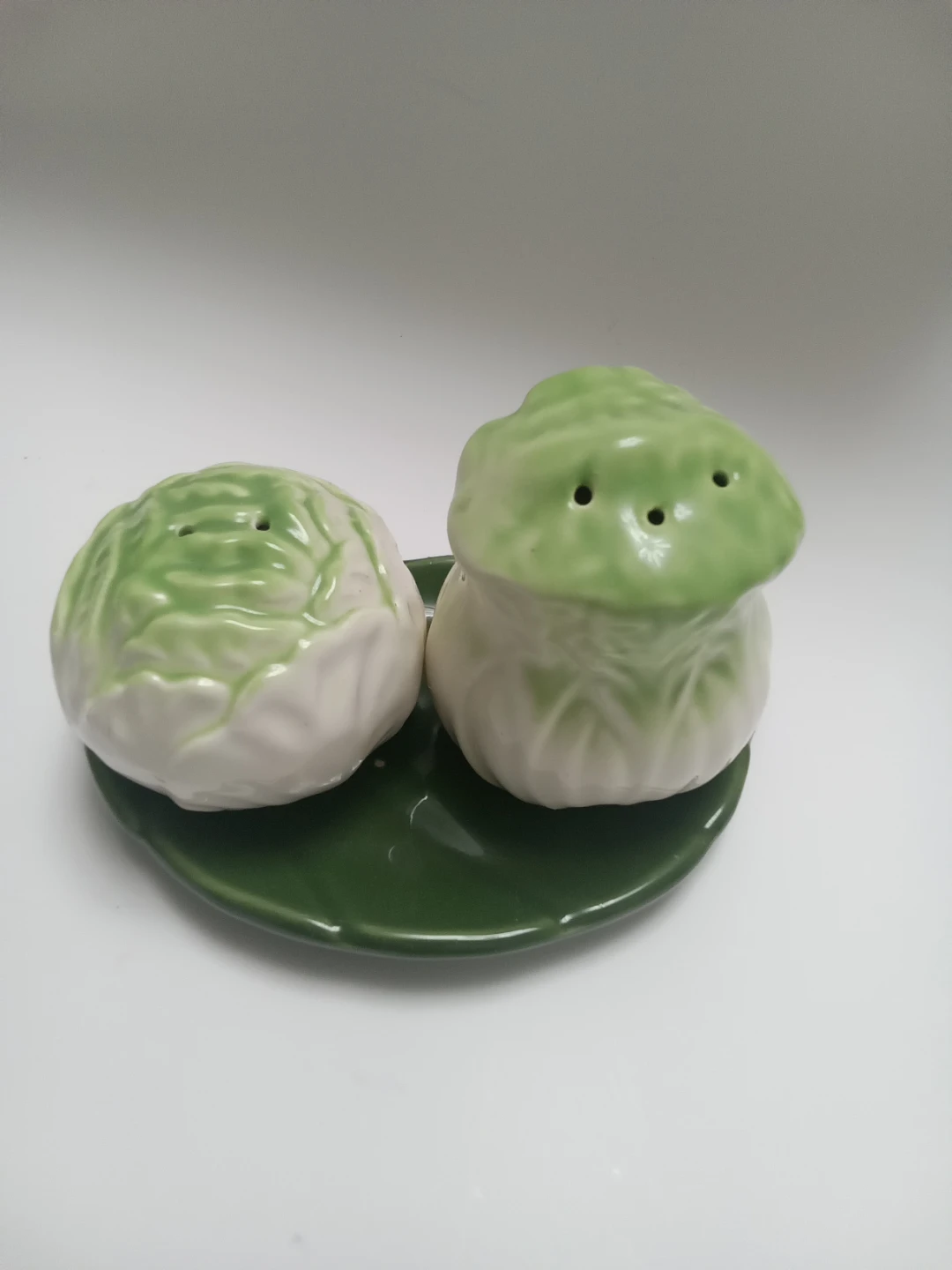 Cabbage and Broccoli Ceramic Salt and Pepper Shakers with Tray