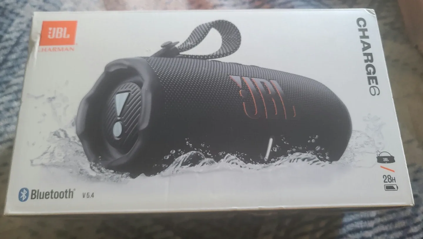 JBL CHARGE 6 - BLACK