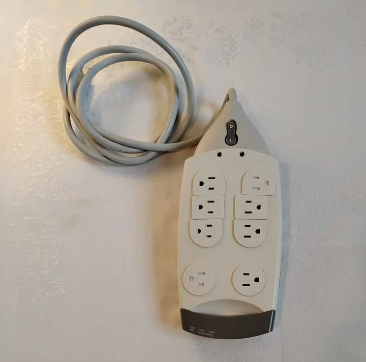 ⚽ Surge Protector