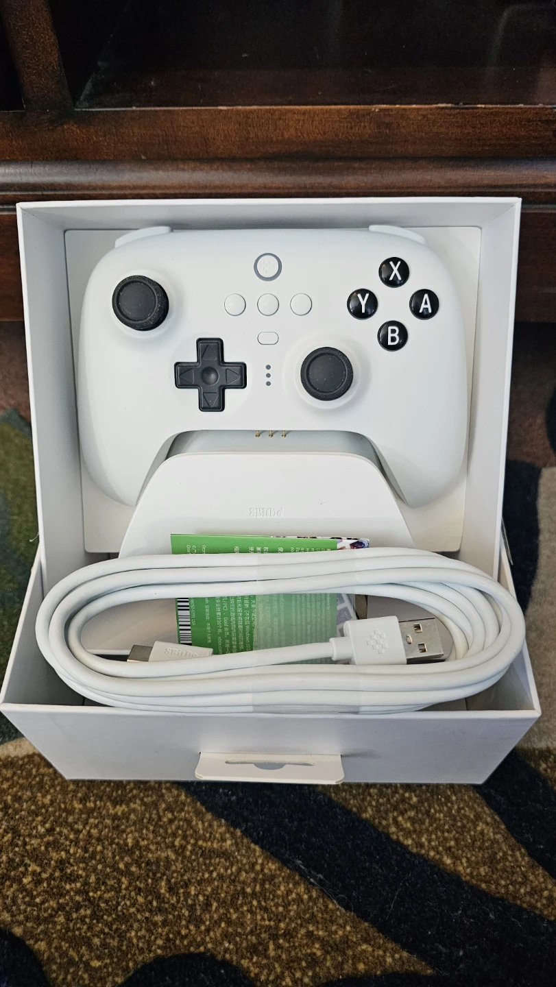 8BitDo Ultimate Controller Charging Dock & Game Pass Ultimate