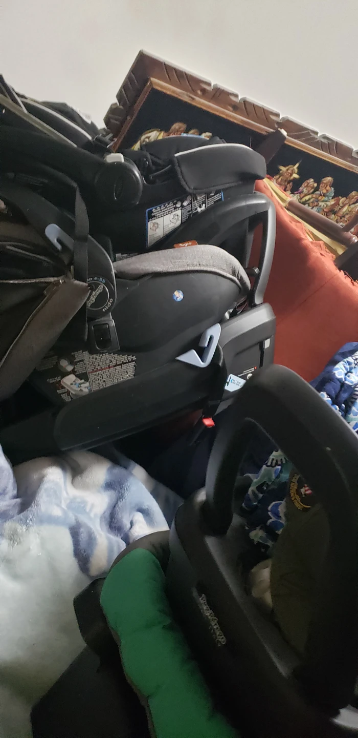 Graco Infant Car Seat and Base