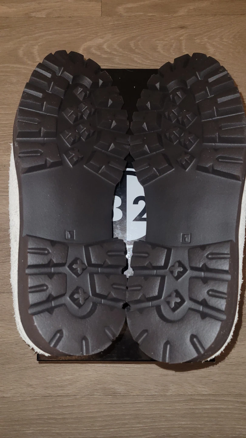 B2 Suede Moc Toe Boots - photo 3