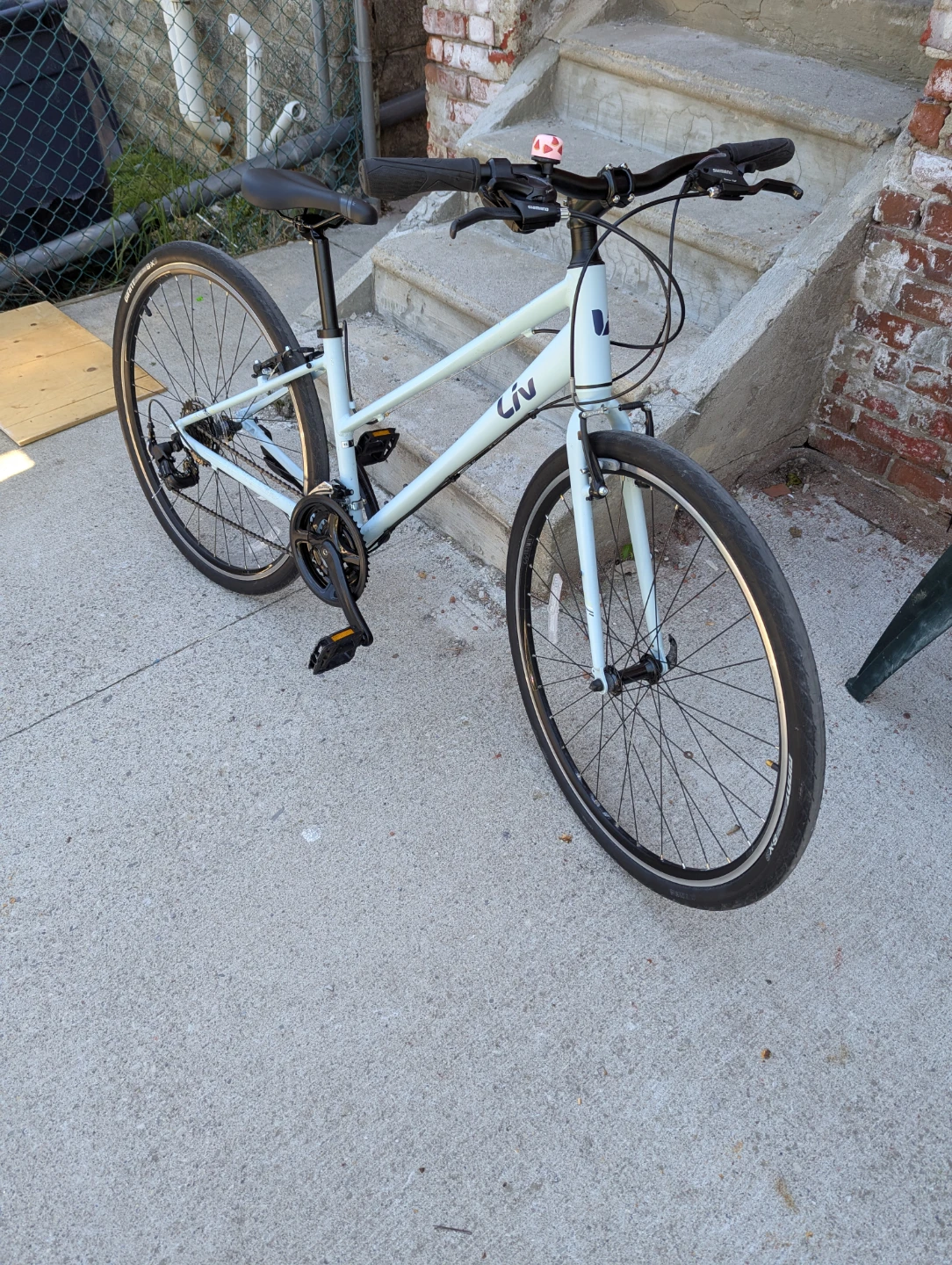 Liv Alight 3 Hybrid Bike - Mint Condition (Size XS) - photo 2
