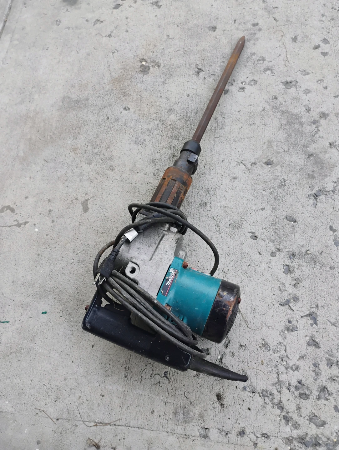 Makita Jackhammer - photo 3