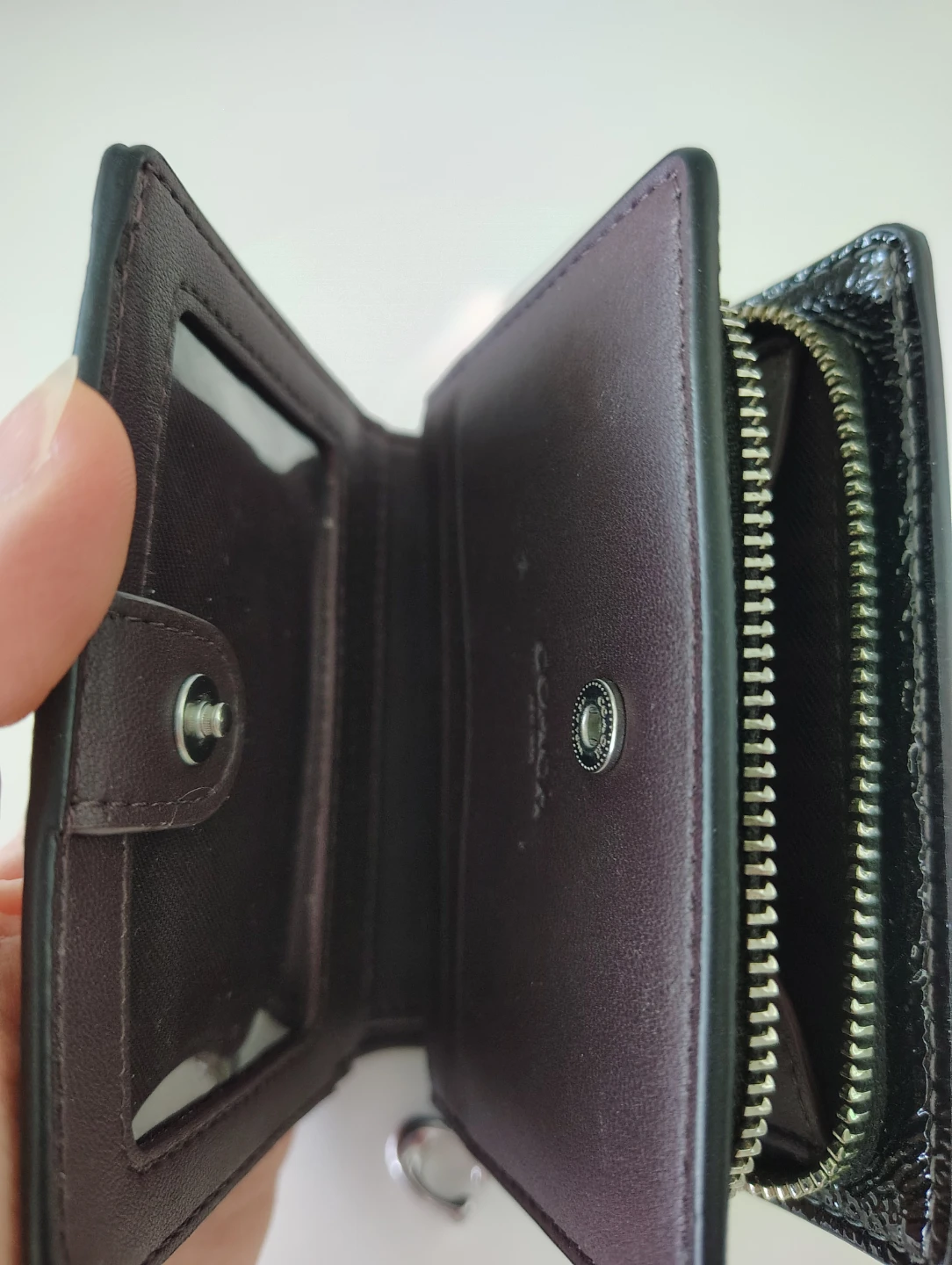 Coach Glossy Black Patent Leather Zip Around Wallet - New - photo 4