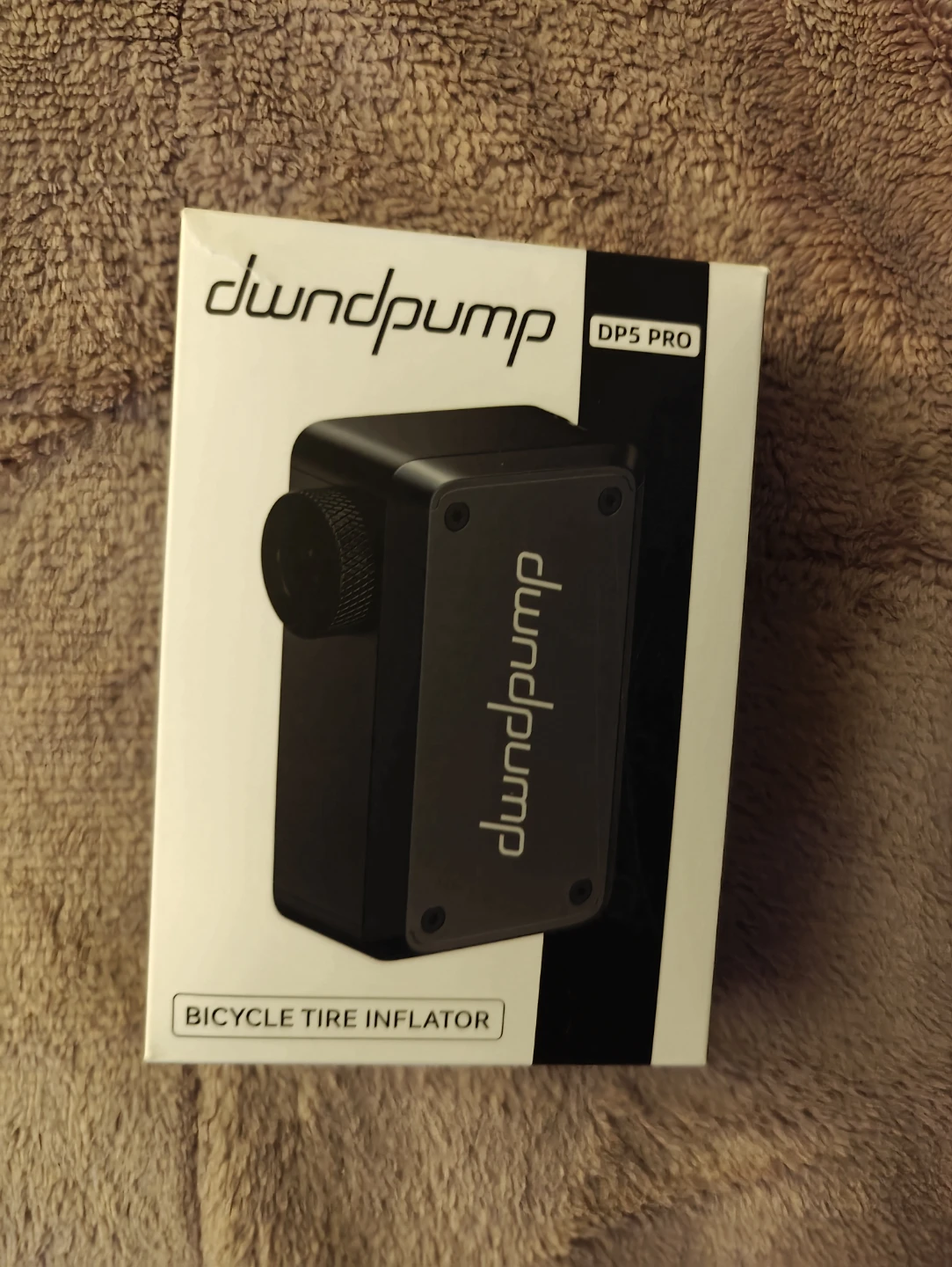 Dwindpump DP5 Pro Bicycle Tire Inflator two brand new helmets - photo 3