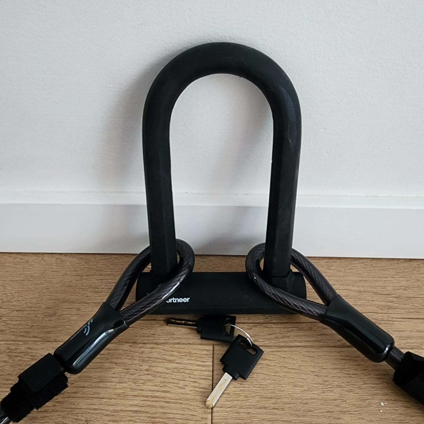 Sportneer U-Lock with Cable