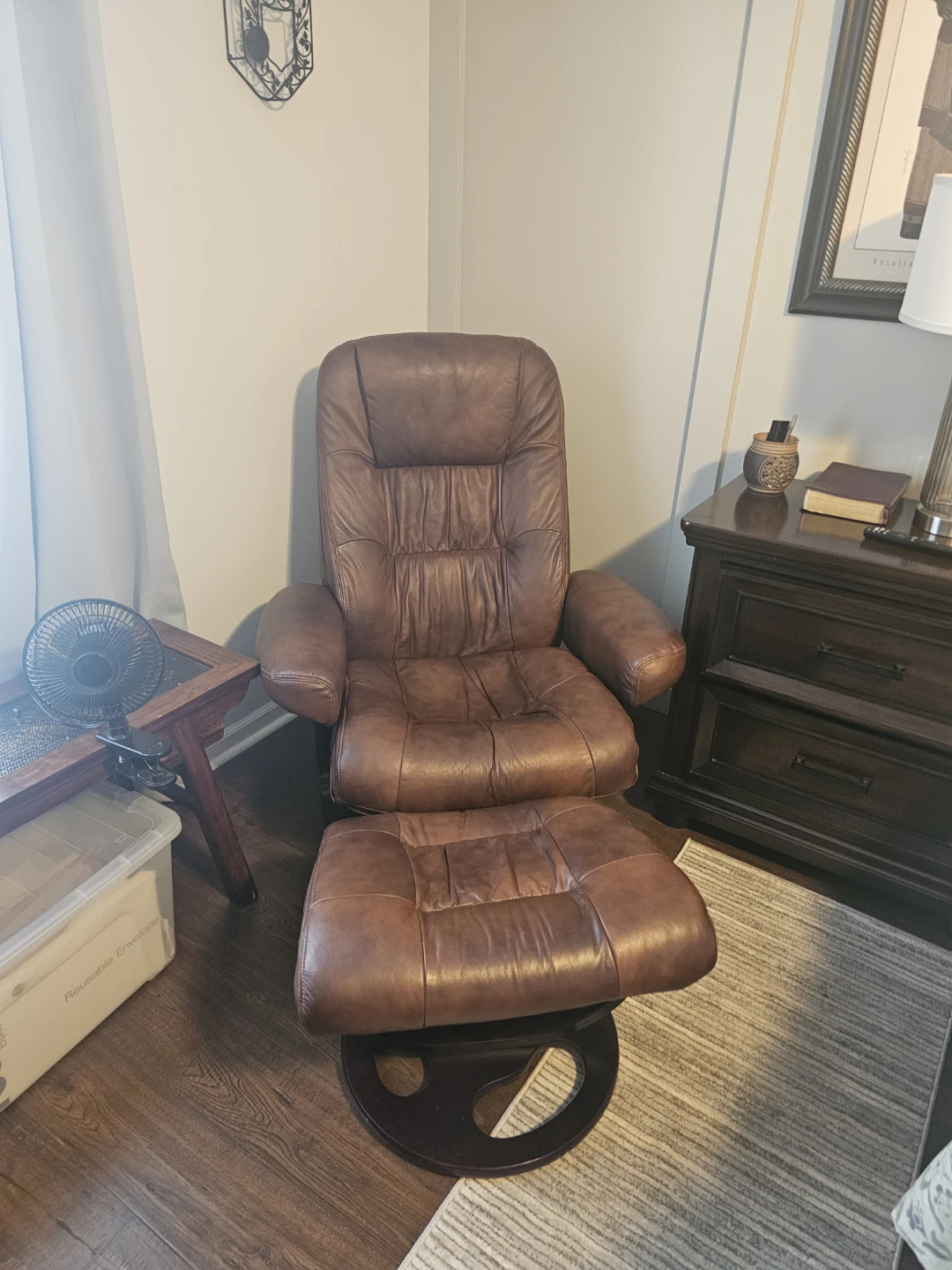 Brown Leather Recliner Chair with Ottoman - photo 4