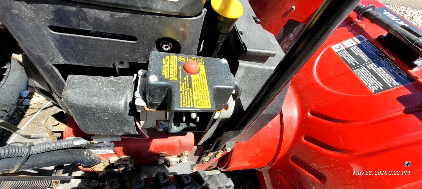 Craftsman 24 Inch Snow Blower - photo 2