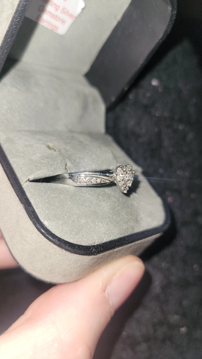 White Gold Heart Diamond Ring - photo 2