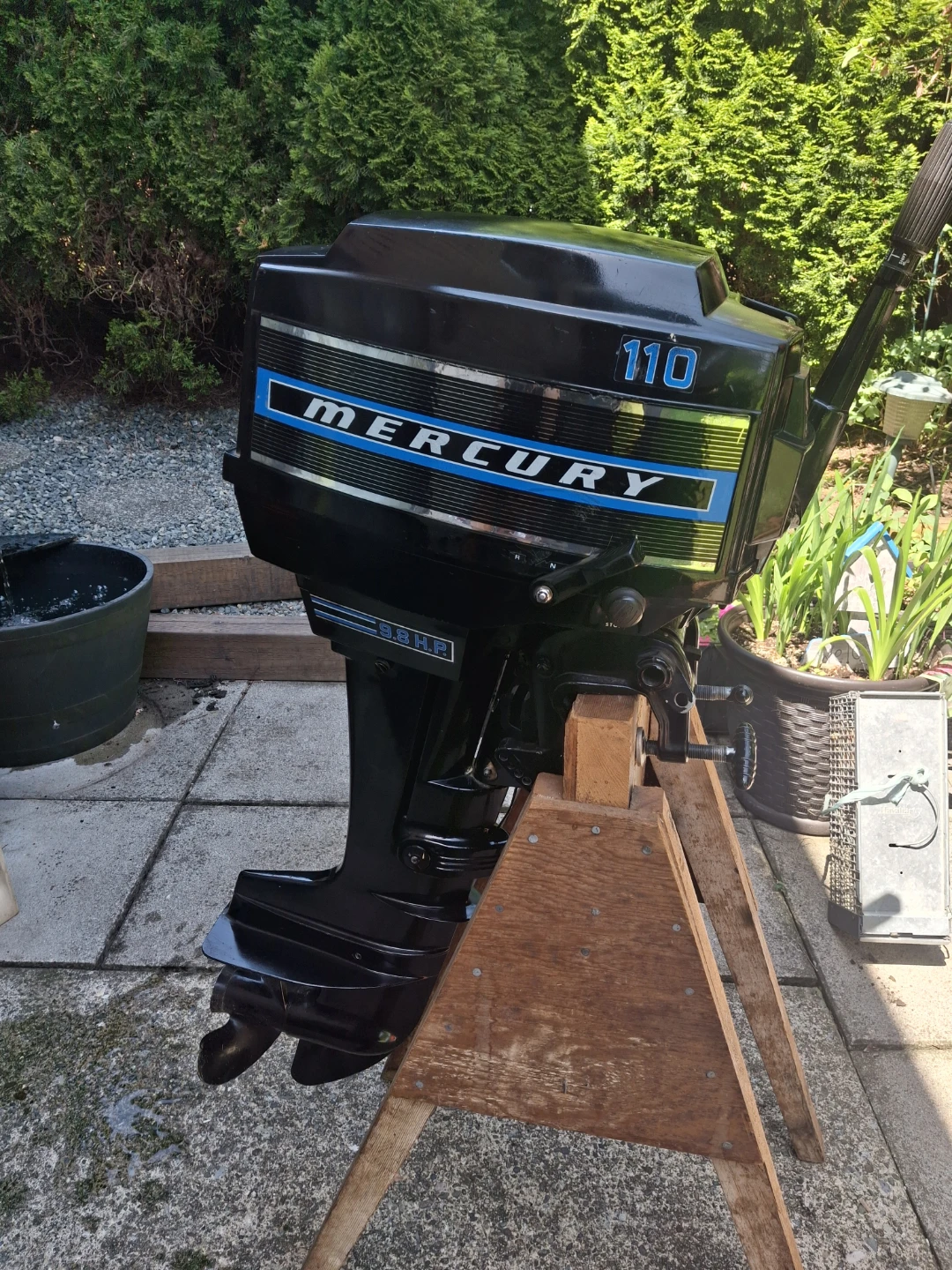 Outboard  boat  motor
