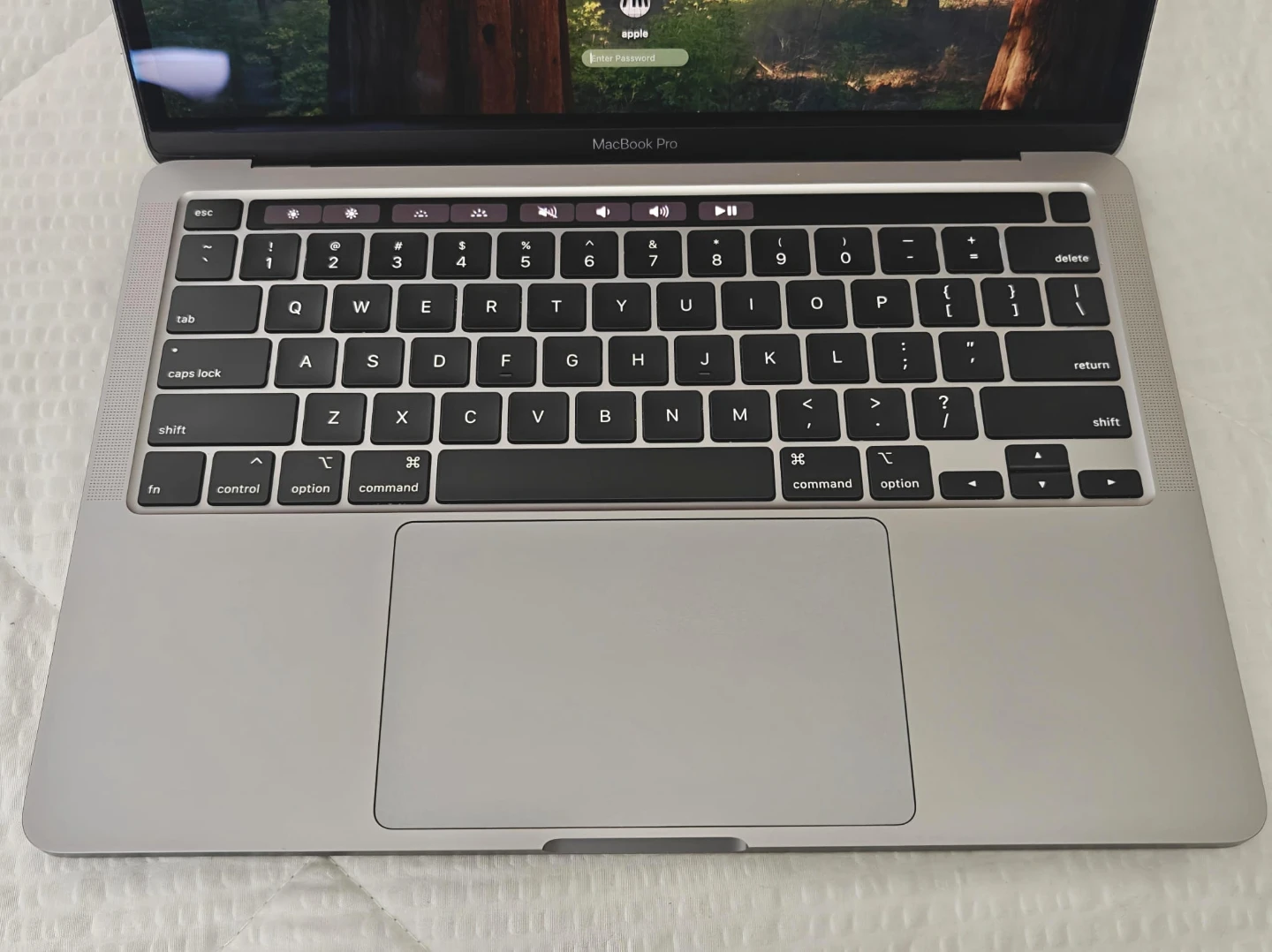 MacBook Pro 13 In (2020) – i5/16GB RAM / 256GB SSD - Excellent - photo 4