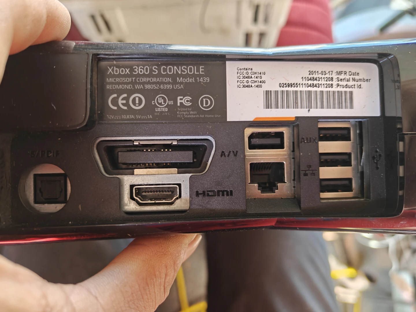 Xbox 360 S Console - photo 3