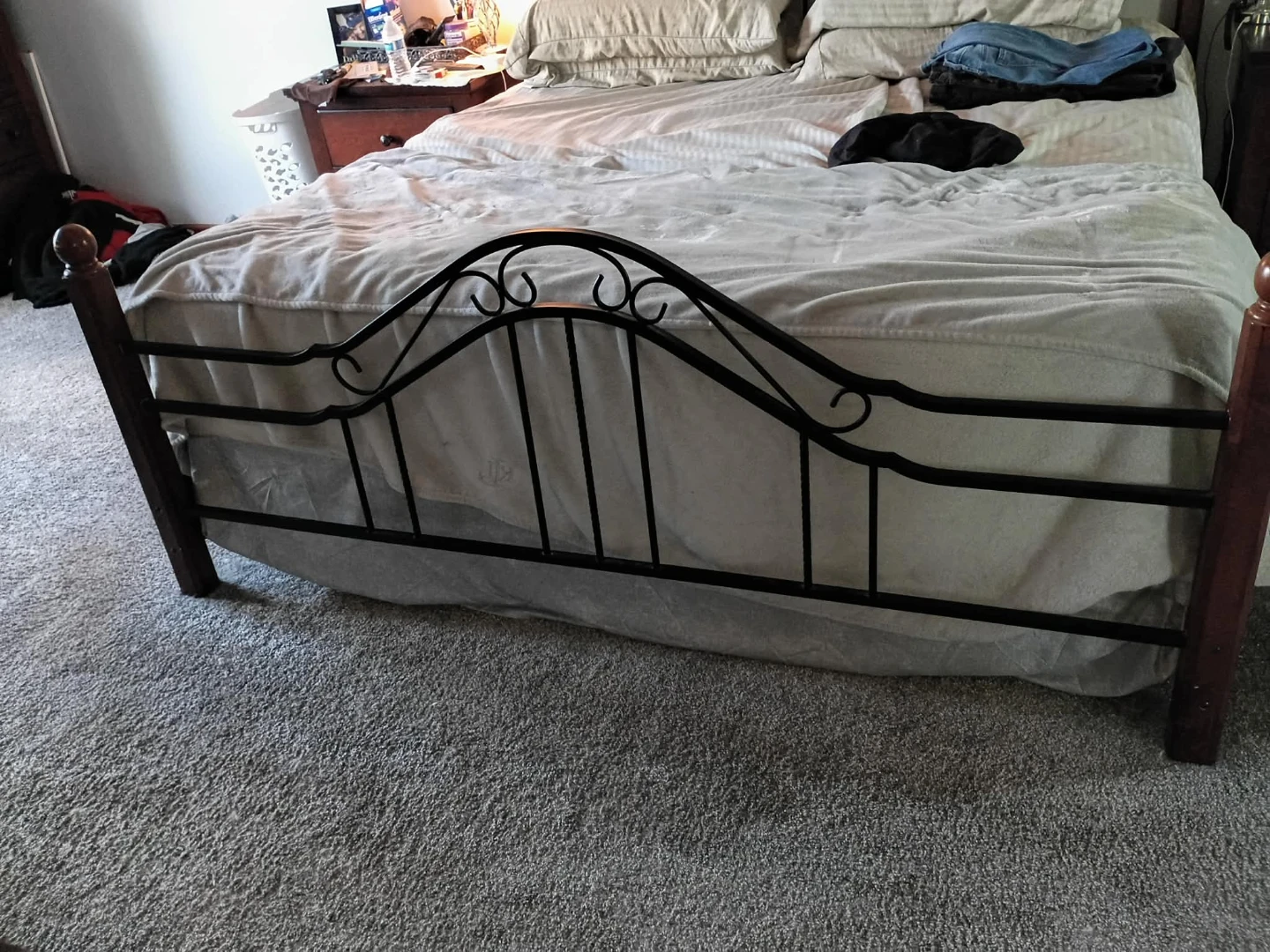 Wooden Bedroom Furniture Set