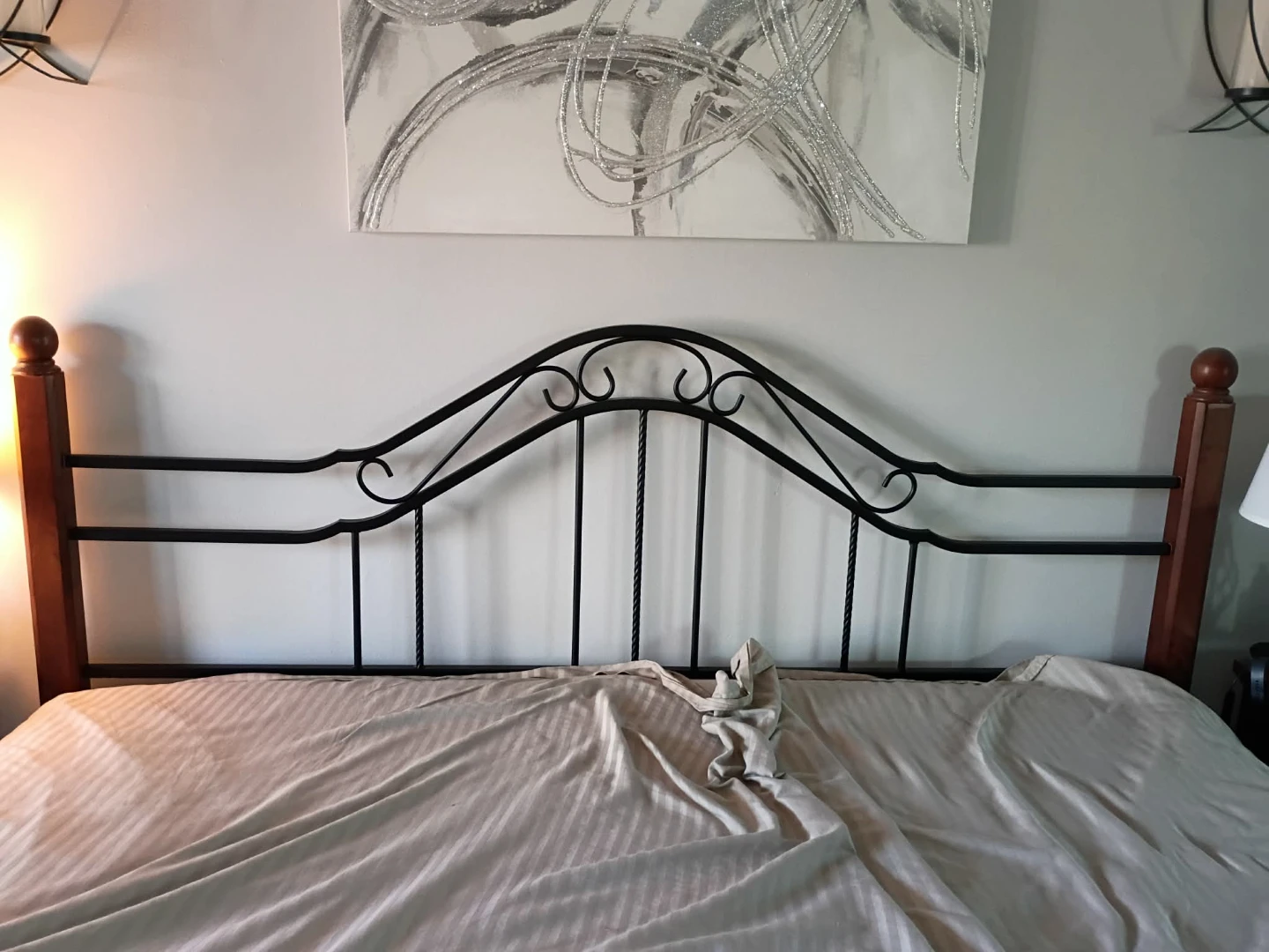 Wooden Bedroom Furniture Set - photo 2