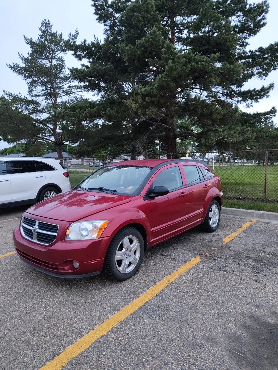 Red Dodge Caliber Hatchback - photo 5