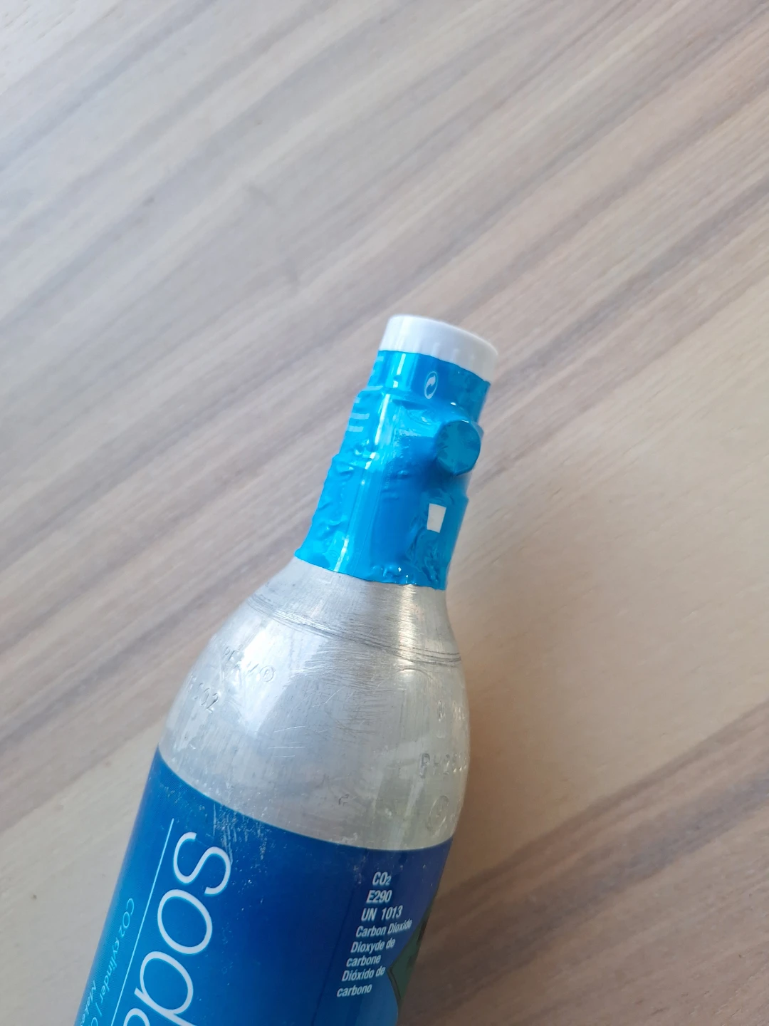 SodaStream new CO2 Cylinder 60L screw in system (food grade) - photo 2