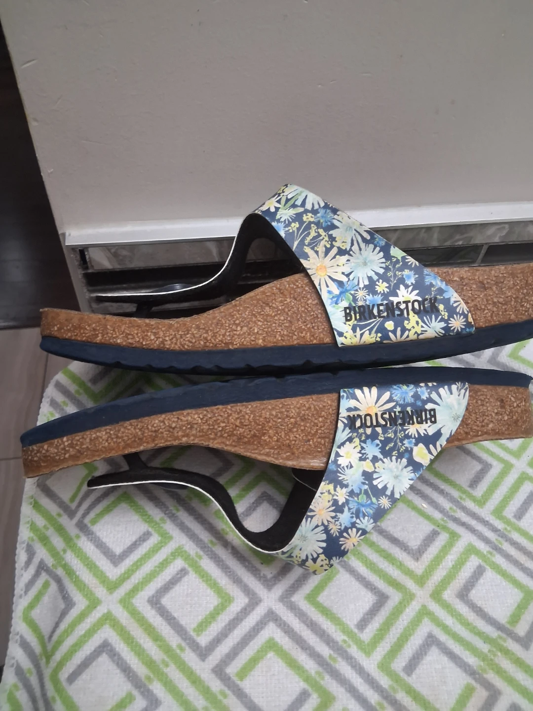 Birkenstock Gizeh  SIZE 36 Floral Sandals Size 36 - photo 4