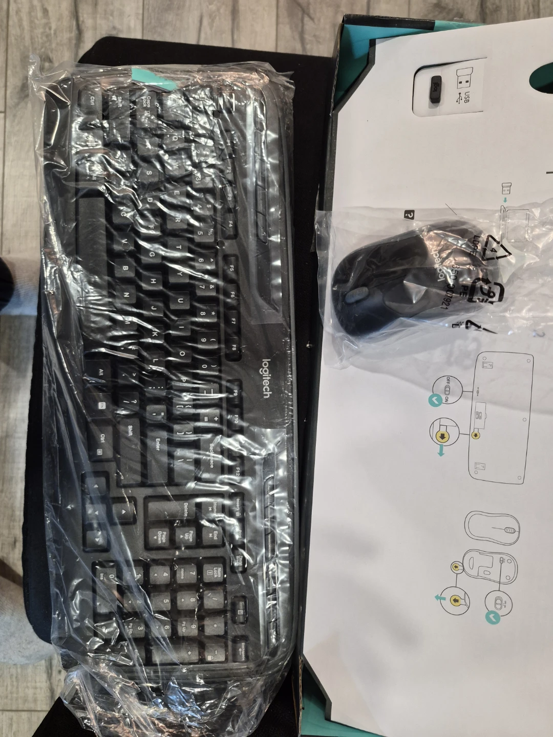 Logitech wireless keyboard and  mouse bnib - photo 3