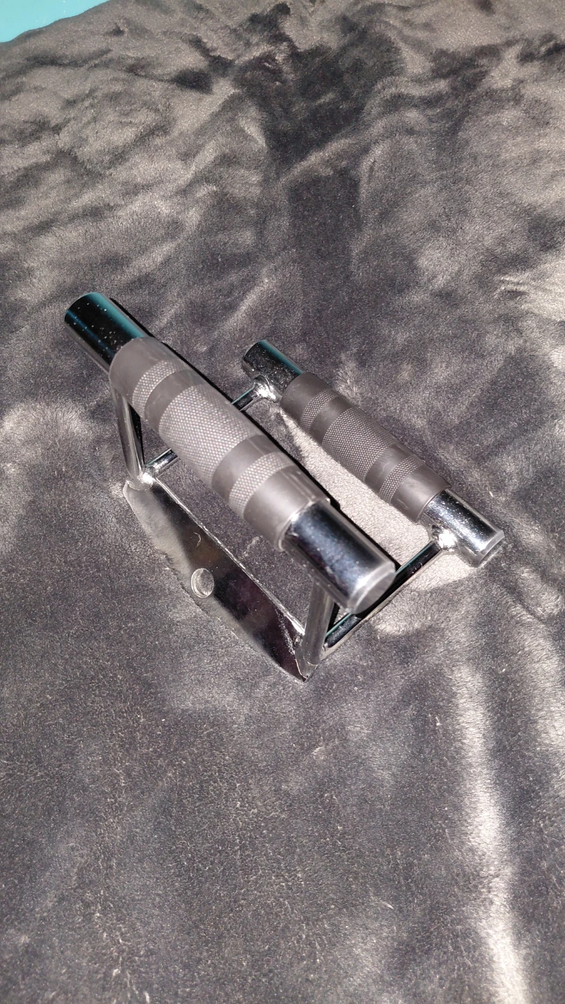 V-Grip Lat Pulldown Bar Attachment - photo 3
