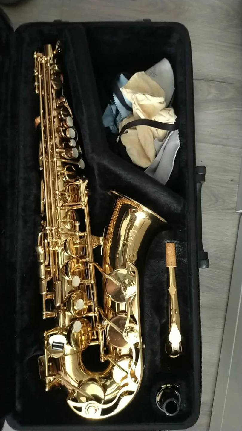 Yamaha Alto Saxophone - photo 3