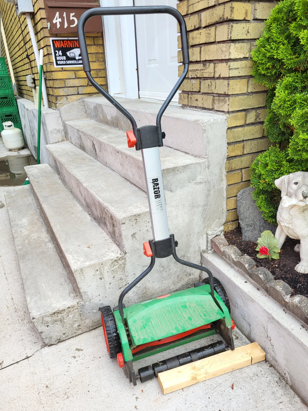 RazorCut Reel Mower