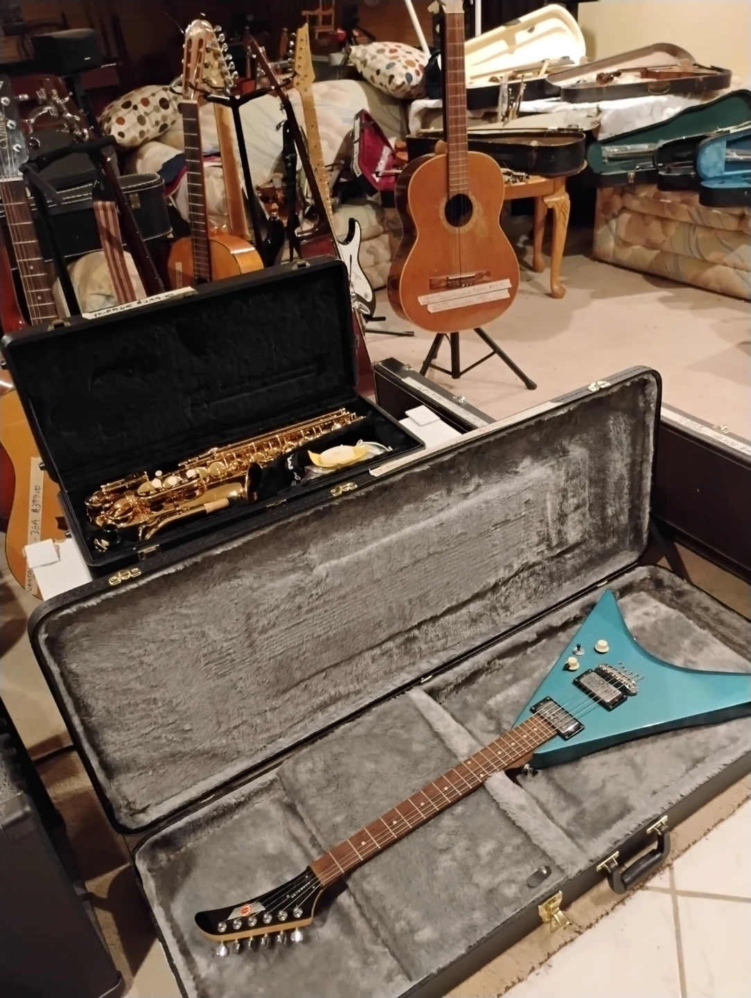 Vintage musical instruments - photo 4