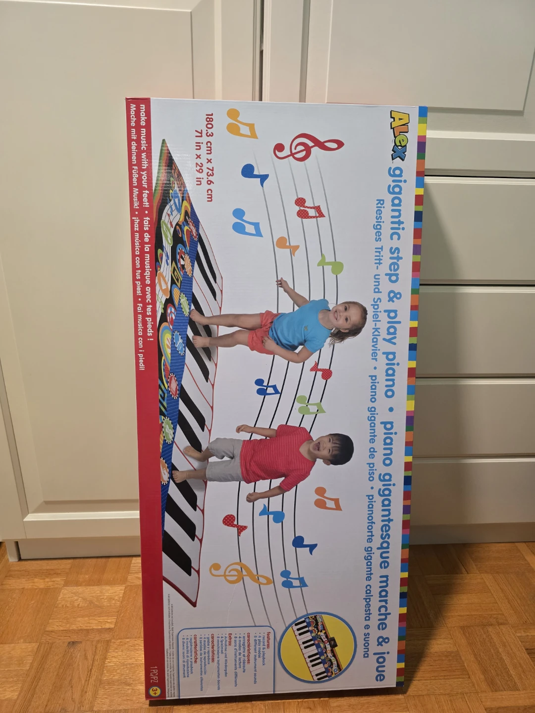 NEW - Gigantic Step & Play Piano