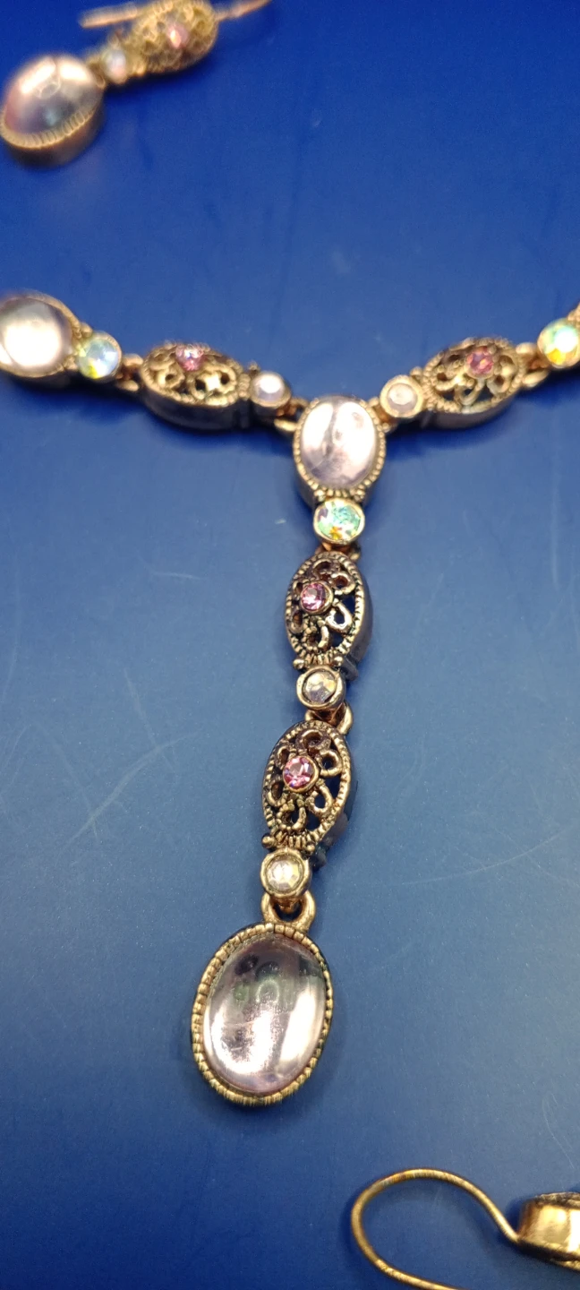 Avon 💃Jewellery Set - Necklace and Earrings - photo 3