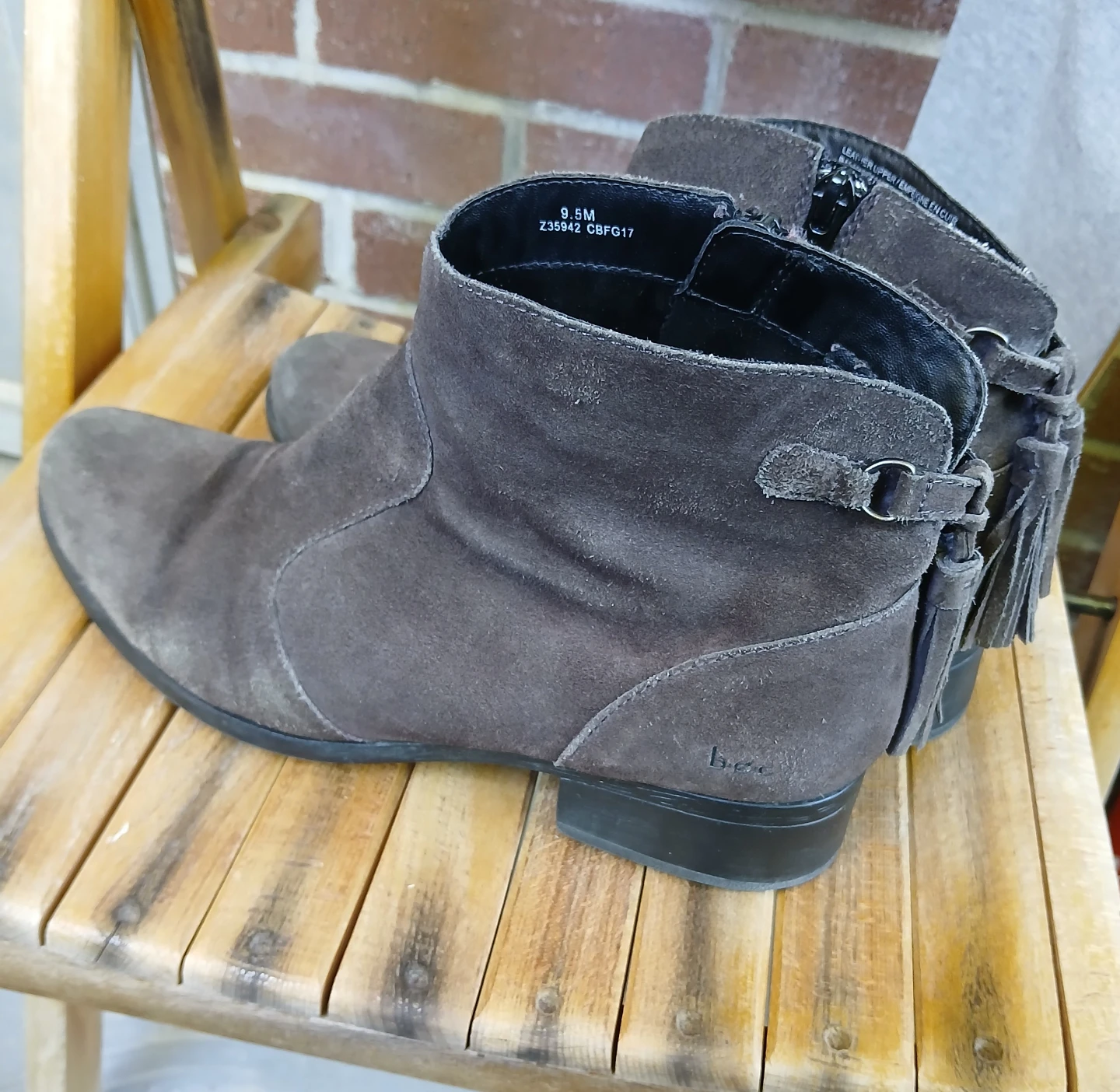 Boc Women's 9.5M Brown Suede Ankle Boots