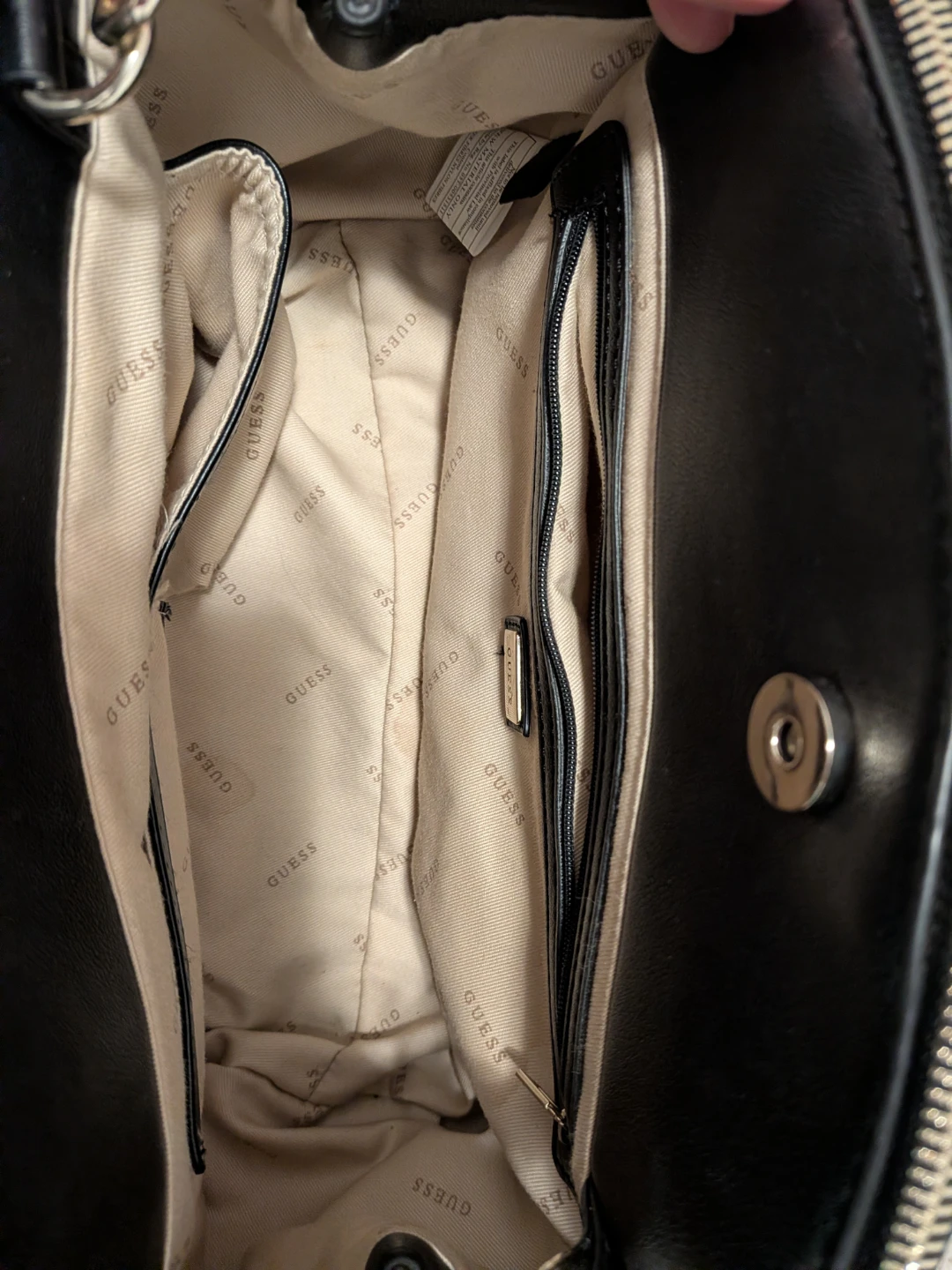 GUESS Black Satchel Handbag - photo 4