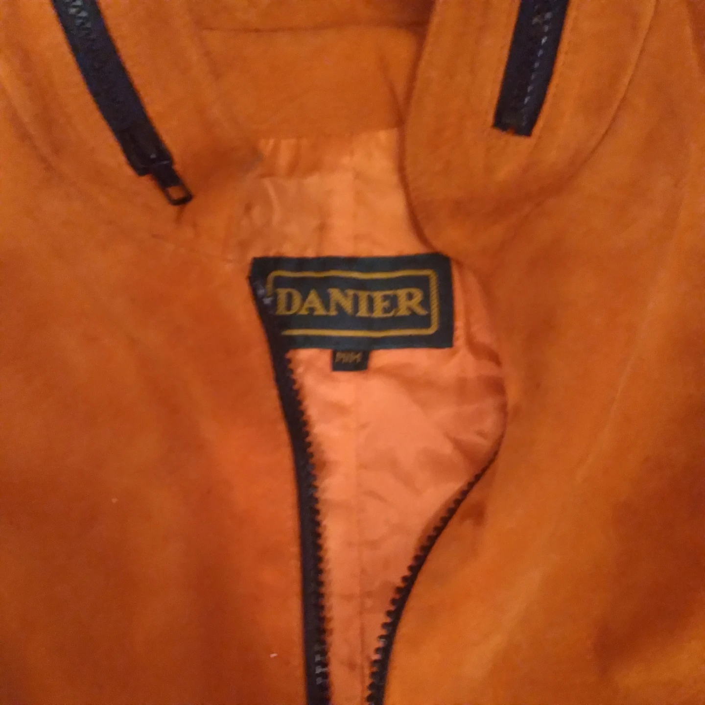 Orange Suede Vest by Danier - photo 3