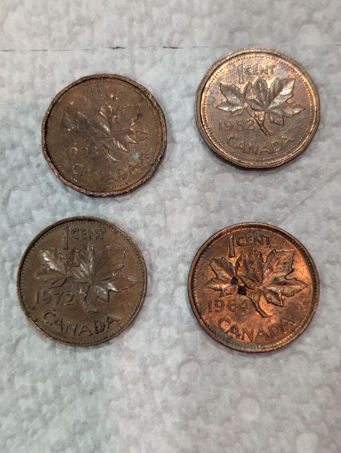 4 Canadian 1 Cent Coins - 1964, 1972, 1982, 1993 - photo 3