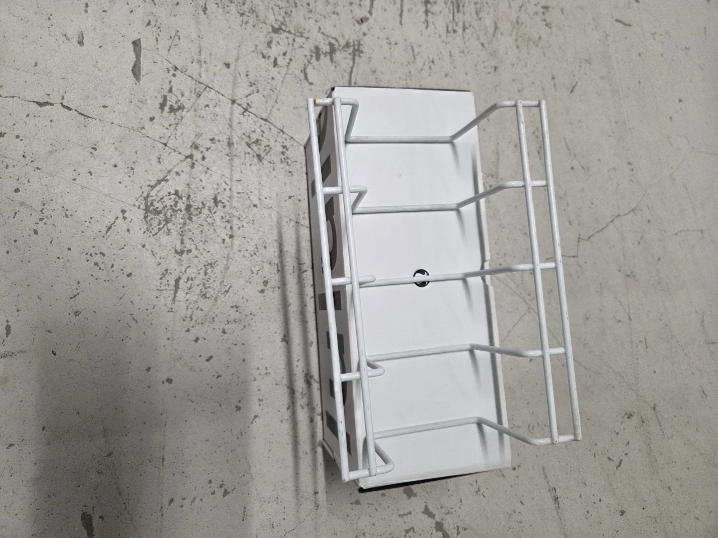 White Wall-Mounted Magazine Rack - photo 4