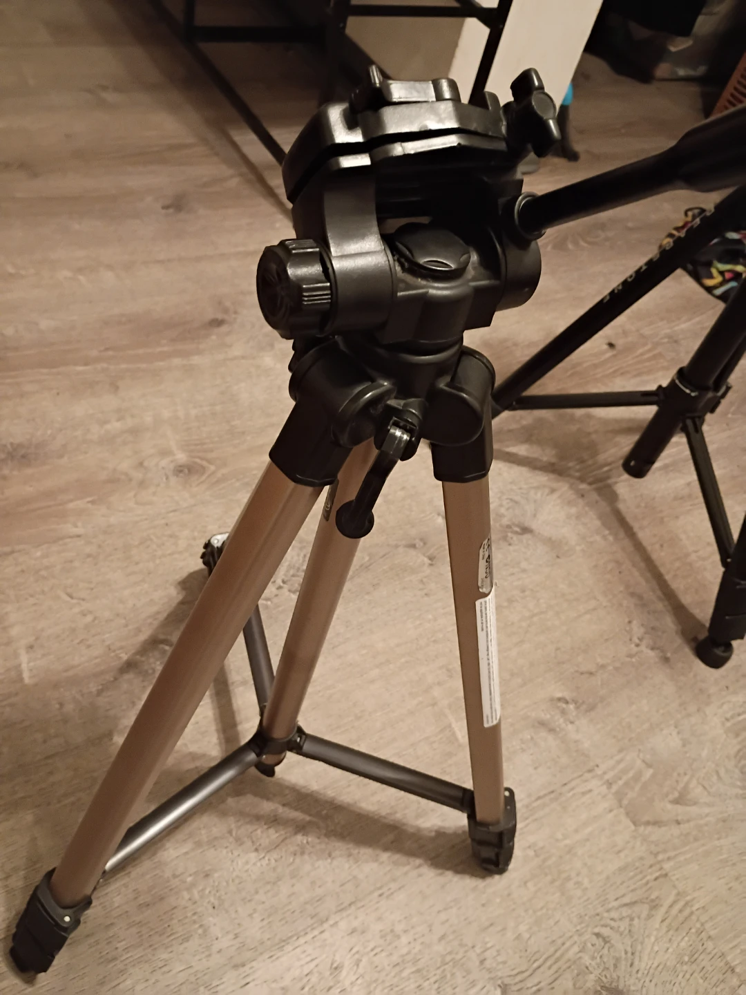 Tripod - photo 2