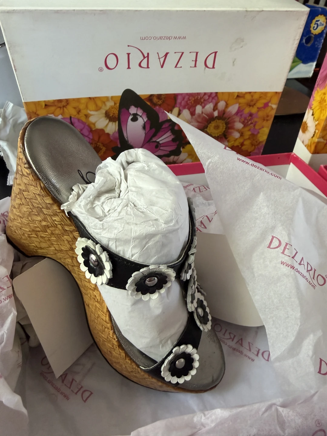 Shelf lot of 17 Dezario Women's Wedge Sandals - photo 5
