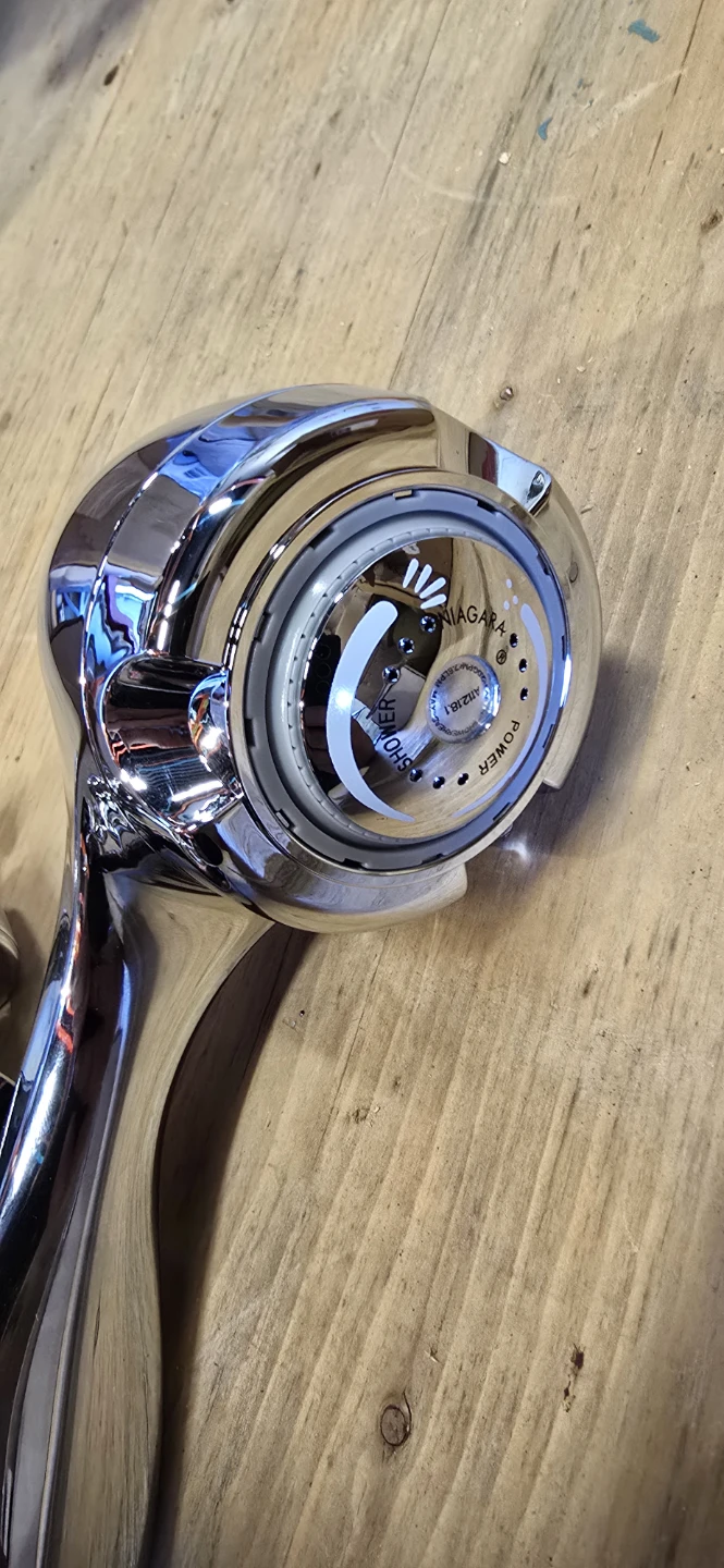 Niagara Shower Head with Hose