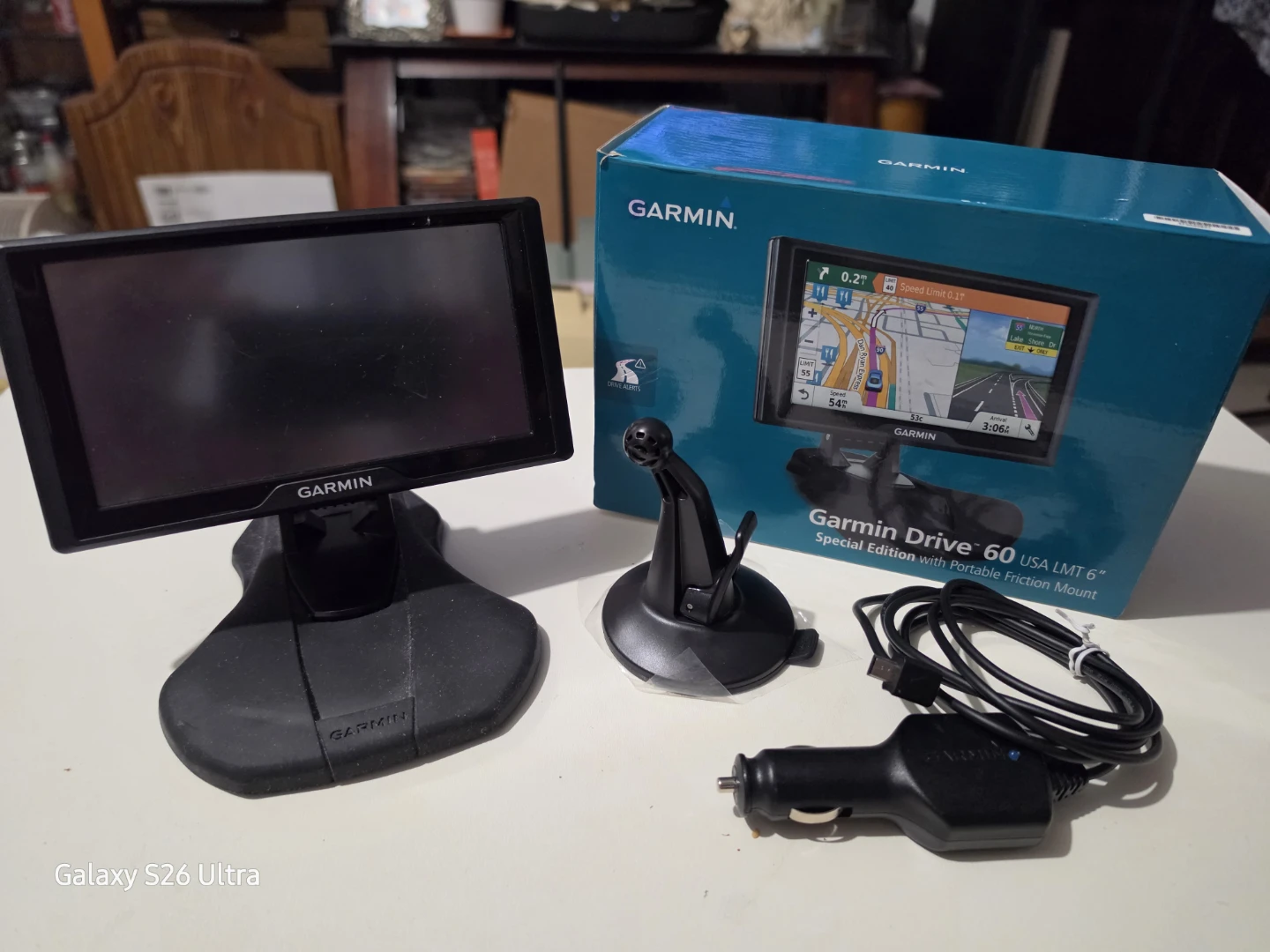 GARMIN Drive 60 USA LMT 6" Touchscreen GPS Navigation - photo 2