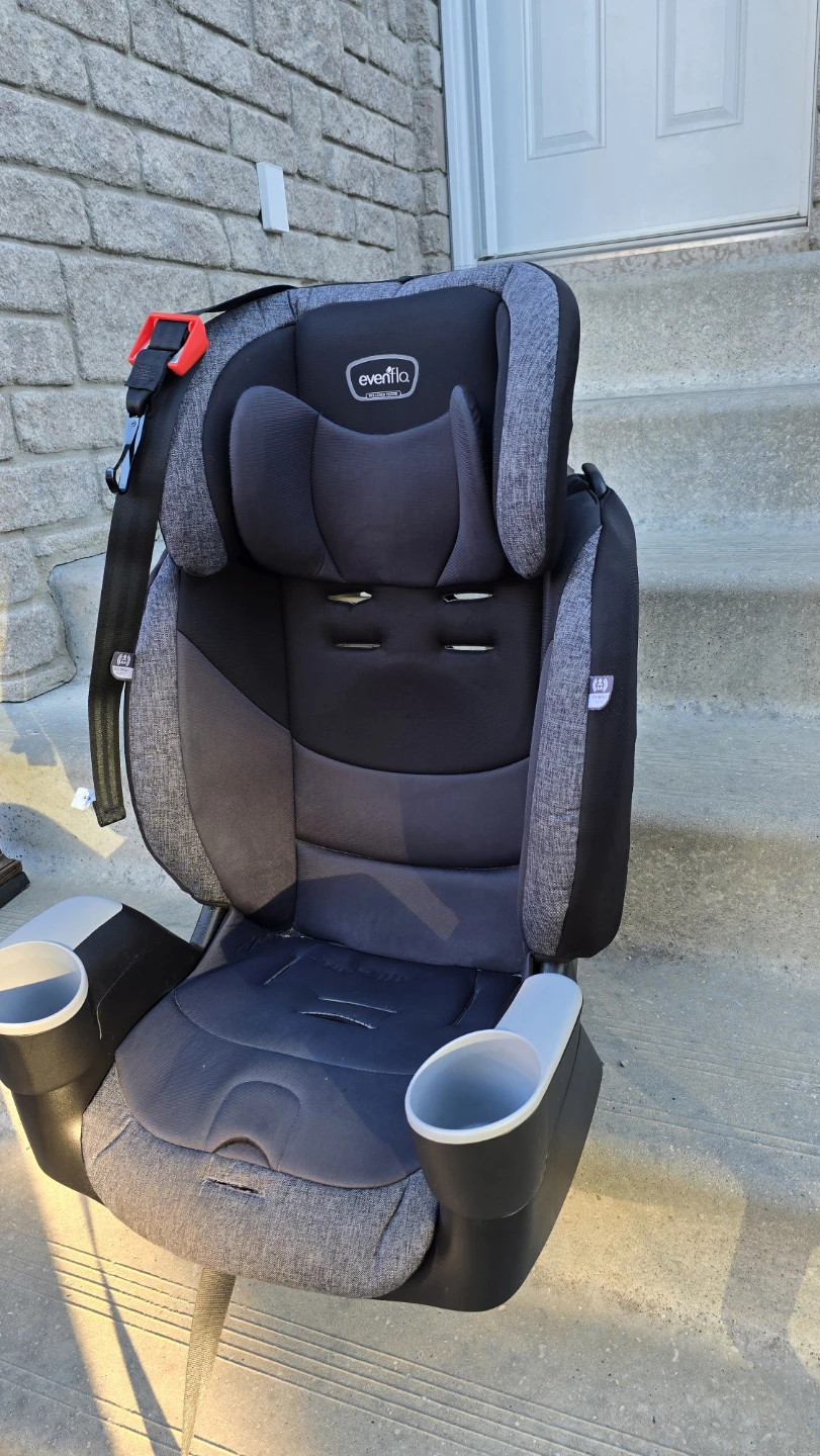 Evenflo Car Seat - photo 2