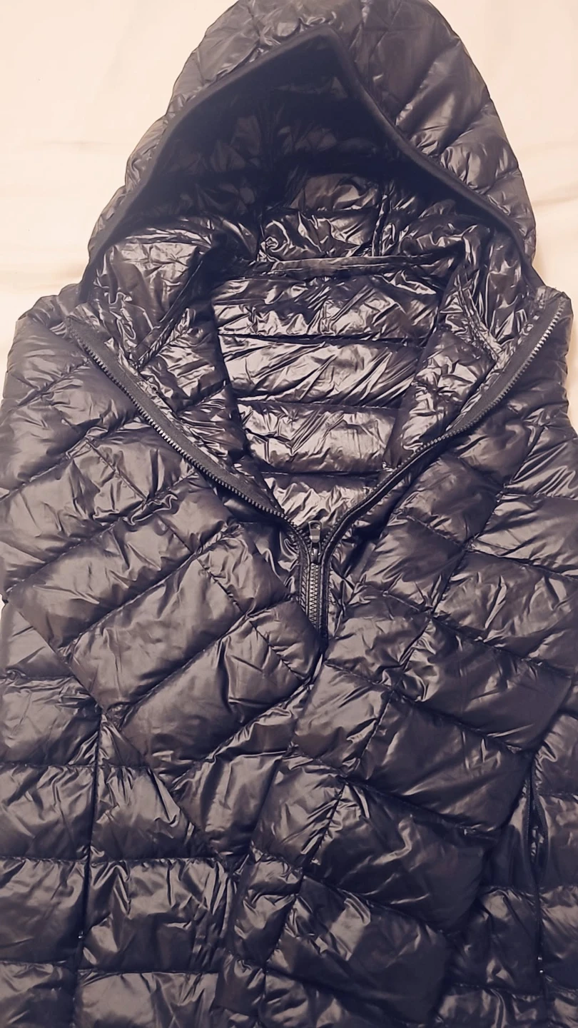 Black Hooded Puffer Jacket small