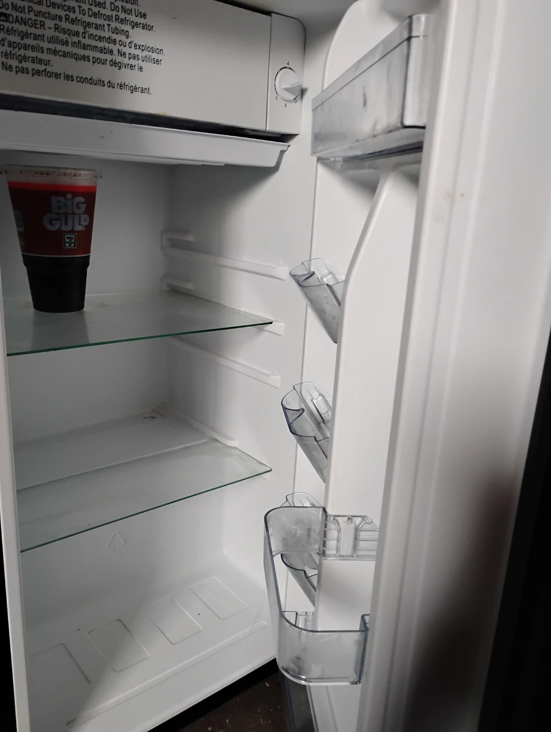 Hamilton Beach Mini Fridge - photo 2