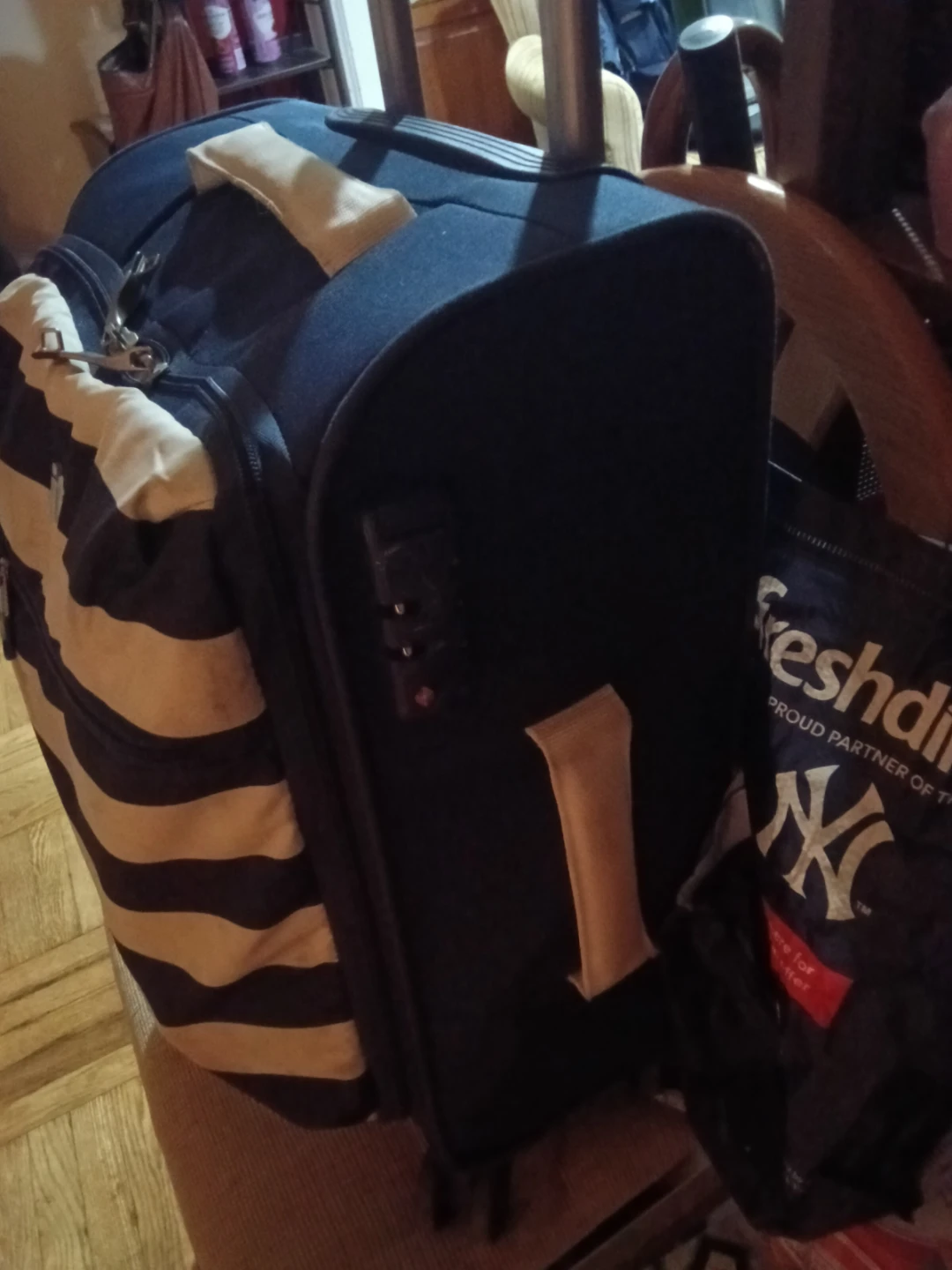 IT Luggage Navy and White Striped Rolling Suitcase - photo 3