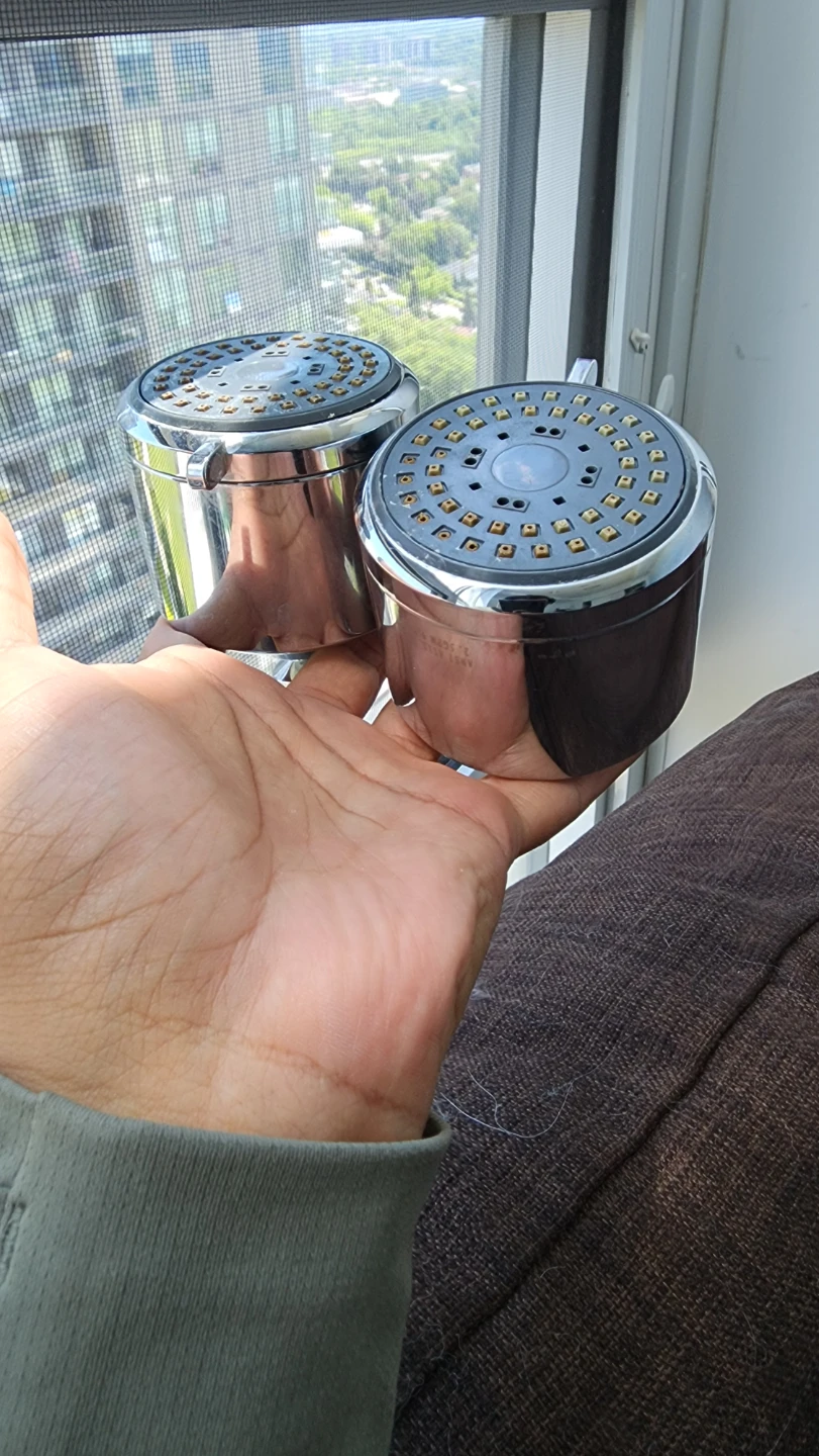 2 Shower Heads - Chrome Finish - photo 3
