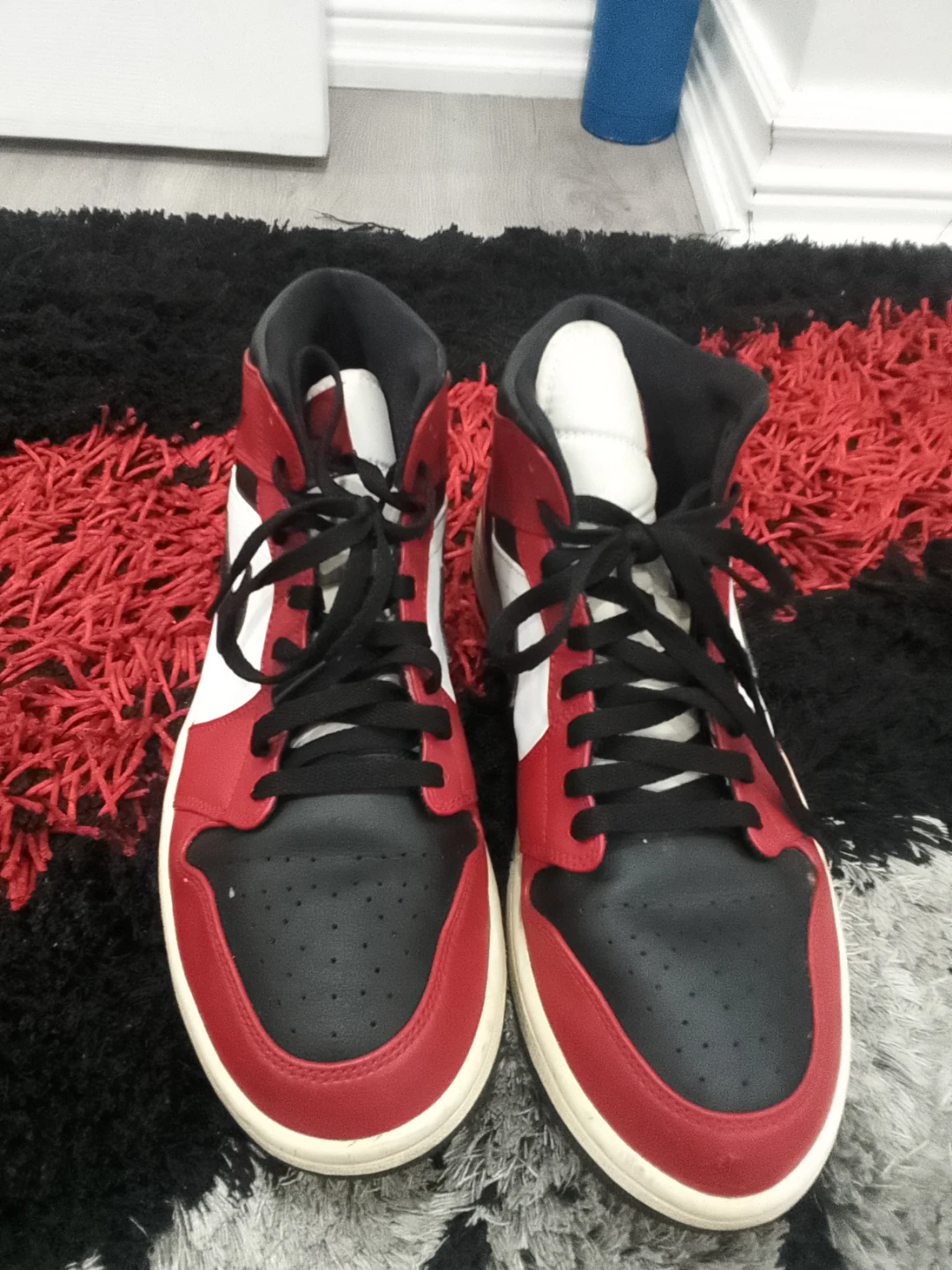 Air Jordan 1 High "Gym Red" Sneakers